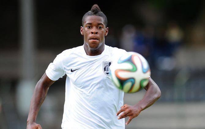 <p><strong>Xande Silva (Vitoria Guimaraes)</strong></p>

<p>Portekiz'in Guimaraes takımında oynayan Xande Silva, Galatasaray scout ekibinin takip ettiği isimlerden. Kanat oyuncuları ile ün salan Portekiz'in son ürünlerinden biri olan 19 yaşındaki sağ kanat oyuncusunun piyasa değerinin 750 bin euro olduğu kaydediliyor.</p>
