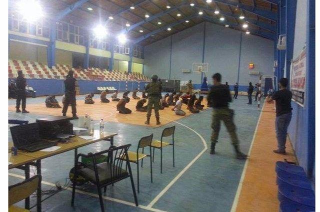 <p>Operasyonların yoğunlaşmasıyla birlikte kaçacak yerleri olmayan 25 PKK'lı terörist teslim oldu. </p>
<p> </p>