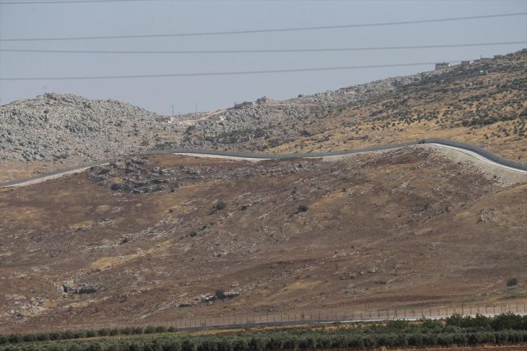<p>Güvenlik sorunu ortadan kalktığında duvarları taşıyıp başka bölgelerde istediğimiz amaçla yeniden kullanabiliriz.</p>
