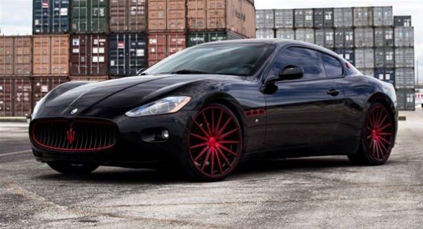 <p>MASERATI</p>

<p>16</p>

