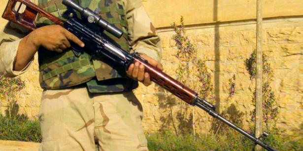 <p>DRAGUNOV</p>
<p>Tipi: Suikast tüfeği <br />
<br />
Ülkesi: Sovyetler Birliği'nin ardılı ülkeler<br />
<br />
Kalibre: 7.62x54mmR<br />
<br />
Uzunluğu: 1,225 mm (SVD)<br />
<br />
Ağırlığı: 4.68 kg<br />
<br />
Menzili: 1.300 m (dürbün ile)<br />
<br />
Kullanıldığı savaşlar: Vietnam Savaşı, Sovyetler'in Afganistan işgali, Irak Savaşı, Çeçen Savaşları, Yugoslavya Savaşı, Osetya Savaşı... </p>