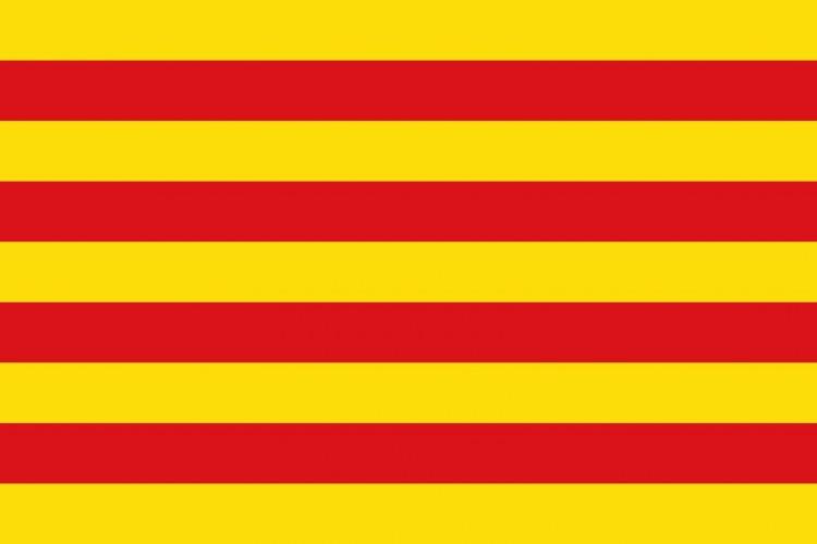<p>Katalonya Devleti...</p>

<p> </p>

<p> </p>

<p>6 Ekim 1934'te kuruldu. Ömrü 9 saat sürdü. İkinci İspanya Cumhuriyeti'nden bağımsızlığını ilan etmişti, ancak 9 saat sonra yeniden bu ülkenin bir parçası oldu.</p>

<p> </p>
