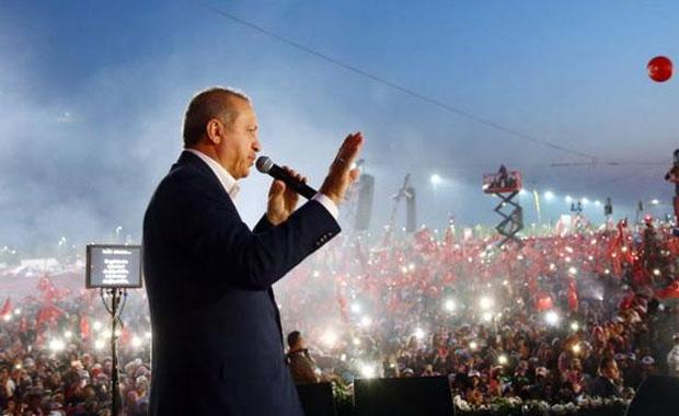 <p>Recep Tayyip Erdoğan <br />
Takipçi sayısı: 10.531.928</p>
