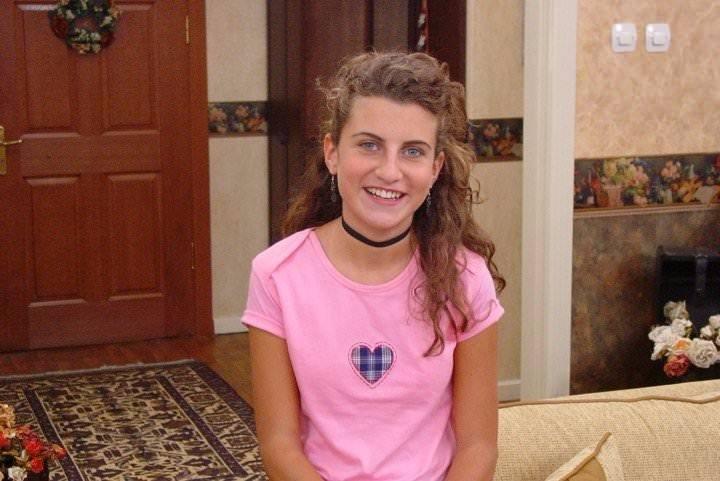 <p>Ayşecan Tatari</p>
