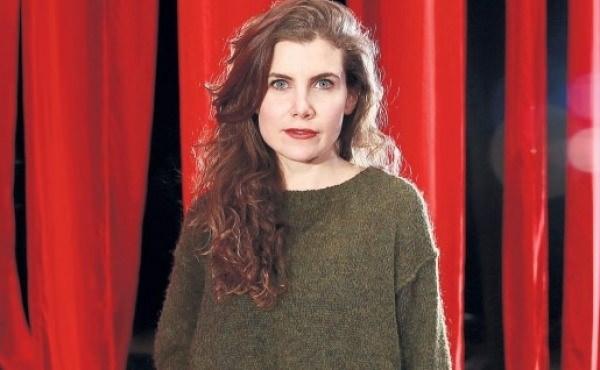 <p>Ayşecan Tatari</p>
