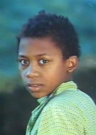 <p>İhsan Küçüktepe - Nam-ı diğer Çitlenbik. Yumurcak filmlerinden hatırladığımız oyuncu.Sonrasında oyunculuk yerine ses ekibinde yer almayı tercih etmiş.</p>

<p> </p>
