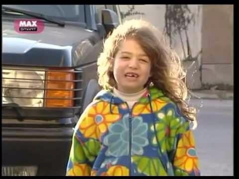 <p>90'lı yıllarda Ayrı Dünyalar dizisiyle tanınan çocuk oyuncu İpek Tugay'a bir de şimdi bakın...</p>

<p> </p>
