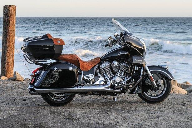 <p>Uniteks Motor tarafından Türkiye’ye getirilen bir diğer Amerikalı motosiklet markası da Victory. 90’lı yılların sonunda üretimine başlanan Victory de fuarda Electric, Cruiser, Bagger ve Touring kategorilerindeki modellerini sergileyecek.</p>
