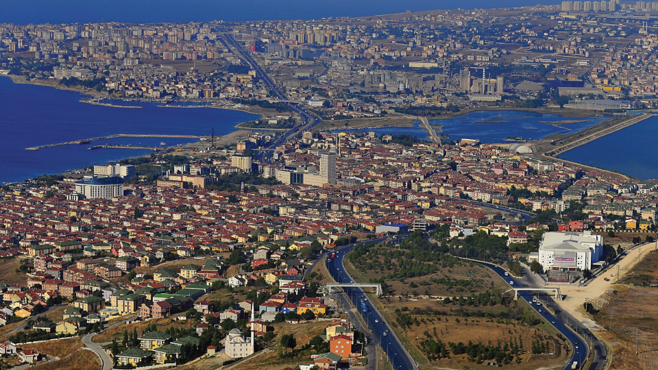 <p><strong>Büyükçekmece Nüfusu:</strong> 688,774<br />
<strong>En çok hangi ilden vatandaş var:</strong> Ardahan</p>

<ul>
</ul>
