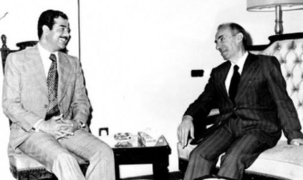 <p>Irak: Saddam Hüseyin 1968<br />
Irak Baas Partisi, 1963 yılında birkaç aylığına yönetimi ele geçirdikten sonra yaptığı ikinci darbe girişiminde başarılı oldu. Saddam Hüseyin ve Baas Partisinin kurucusu Michel Aflaq, 1979.</p>

<p> </p>

<p> </p>
