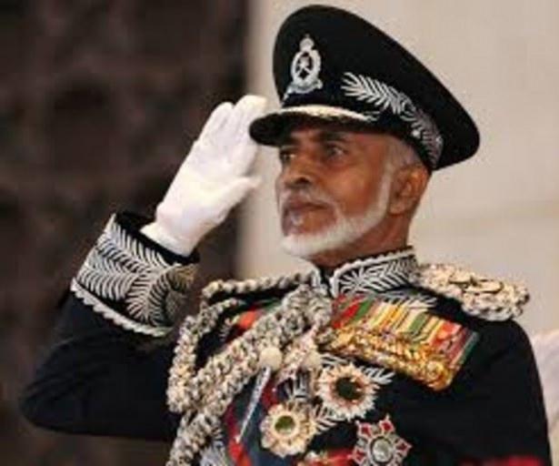 <p>Sultan Said bin Taimur, iktidarının özellikle son yıllarında dengesiz bir şekilde güçlenmiş, oğlunu ev hapsinde tutmuş, büyük petrol zenginliğine rağmen halkını aç ve izole bir halde yönetmişti.</p>

<p> </p>
