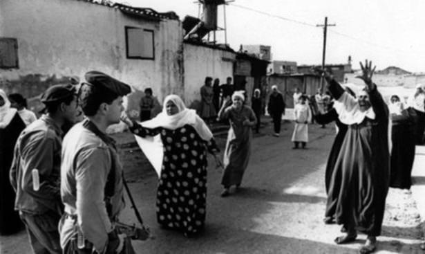 <p>Aralık 1990 Filistin - İsrail'e Karşı Halk Ayaklanması<br />
Gazze şeridinde büyük ölçekli halk ayaklanmaları çıktı. Ayaklanmalar, İsrail işgaline karşı Filistin halk ayaklanmasının da başlangıcıdır.</p>
<p> </p>