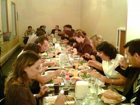 <p>Peki, bu sıcak yaz aylarında sahurda ve iftarda doğru beslenerek tutulan oruç hücrelerin ve organların yenilenmesini sağladığını biliyor muydunuz? İşte orucun fiziksel faydaları...</p>

<p> </p>
