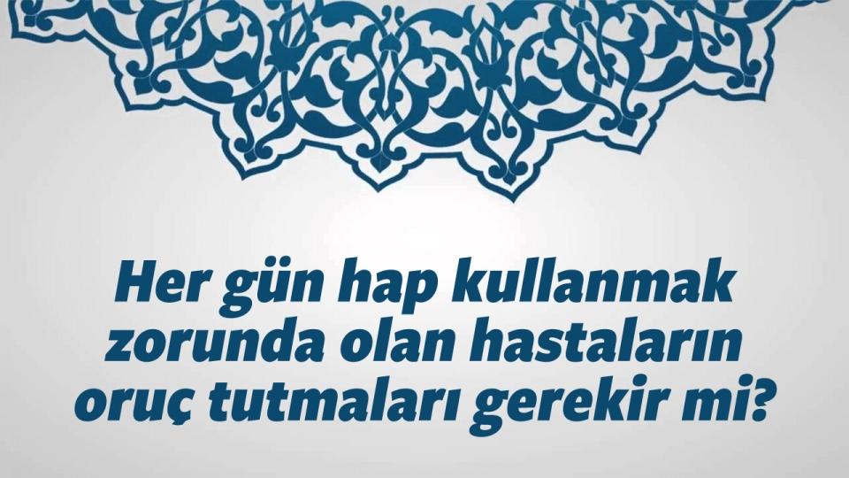 <p>Hastalık, Ramazan’da oruç tutmamayı mubah kılan özürlerdendir. Bir kimsenin oruç<br />
tuttuğu takdirde hastalanacağı, hasta ise hastalığının artacağı tıbben veya tecrübe ile sabit olursa oruç tutmayabilir. ‹yi olunca da yalnız yediği günler sayısınca kaza etmesi<br />
gerekir. Âyet-i Kerime’ de “Sizden her kim hasta yahut yolcu olursa tutamadığı günler sayısınca diğer günlerde oruç tutar” buyrulmuştur (Bakara, 2/184). Ömrü boyunca bu durumda hasta olan kişiler<br />
ise, her gün için bir fidye verirler. Yoksul ve muhtaç kişilerin fidye vermeleri de gerekmez.<br />
Zira dinimizde hiç kimse, gücünün üstünde bir sorumlulukla yükümlü tutulmamıştır.</p>