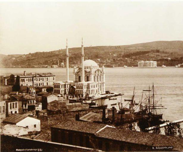 <p>Ortaköy’den Boğaz ve Beylerbeyi (1875)</p>

<p> </p>
