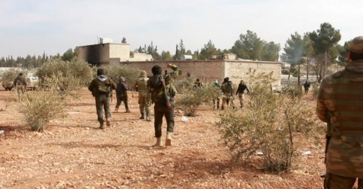 <p>El Bab kuşatmasında ağır kayıplar veren terör örgütü DEAŞ'ın elindeki Bza'a TSK ve ÖSO'nun kontrolüne geçti.</p>
