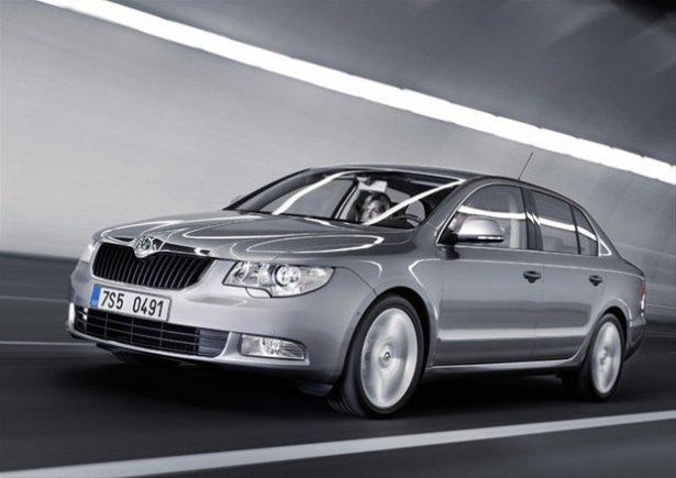<p><strong><strong>Škoda: </strong></strong></p>
<p>Çek otomobil firması adını kurucusu Emil von Škoda'dan alır. Dönemin en büyük silah üreticilerinden olan Škoda aynı zamanda Çekçe'de 'hasarlı' anlamına geliyor.</p>