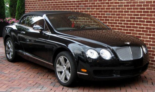 <p><strong><strong>Bentley:</strong></strong></p>

<p> İngiliz lüks araba üreticisi ismini kurucusu Walter Owen Bentley'den almıştır.</p>
