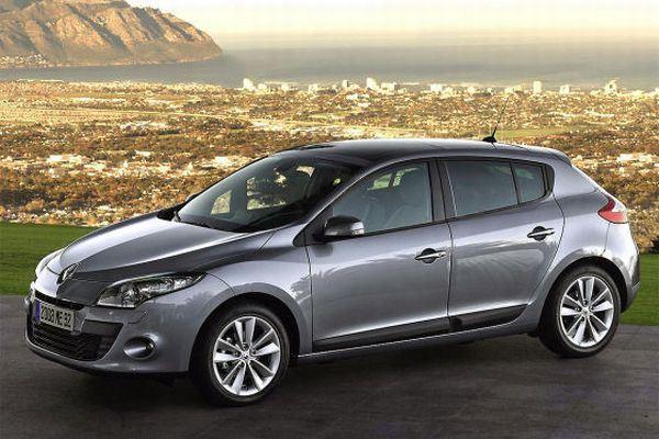 <p>Bu kampanya dışında ise Renault binek modellerinde 48 bin TL'ye 24 aya kadar vadelerde yüzde 0.79, 24 ayın üzerindeki vadelerde ise yüzde 0.89 faiz oranı ile ayrıca bir kampanya sunuluyor. Bu kampanyadan kredi koruma sigortası olan Maxxi Korumalı olarak faydalanan müşteriler 24 aya kadar yüzde 0.69, 24 ayı geçen vadelerde ise yüzde 0.79 kredi ile otomobillerine sahip olabiliyorlar.</p>
<p> </p>