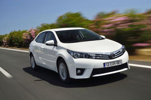<p><strong>TOYOTA</strong></p>

<p>Toyota Finans Sistemi sayesinde ekim ayında Corolla modeli 49 bin 950 TL’den başlayan fiyatlar ve 500 TL’den başlayan taksitlerle satılıyor. </p>
