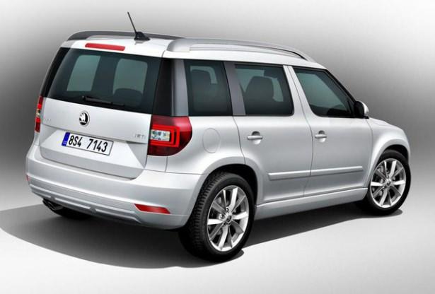 <p><strong>SKODA ROOMSTER</strong><br />
Geri vitese takınca egsos gazını içeri almasın diye hava girişini kapatır. İç sirkülasyon özelliği otomtik olarak devreye girer</p>

<p> </p>
