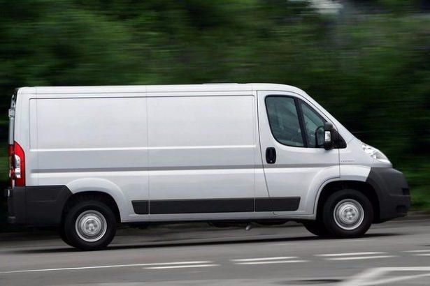 <p>Peugeot Boxer Van L3H2 2.2 HDi 130hp (13m3) 56.300-TL (tavsiye edilen anahtar teslim kampanyalı satış fiyatı)</p>

<p> </p>
