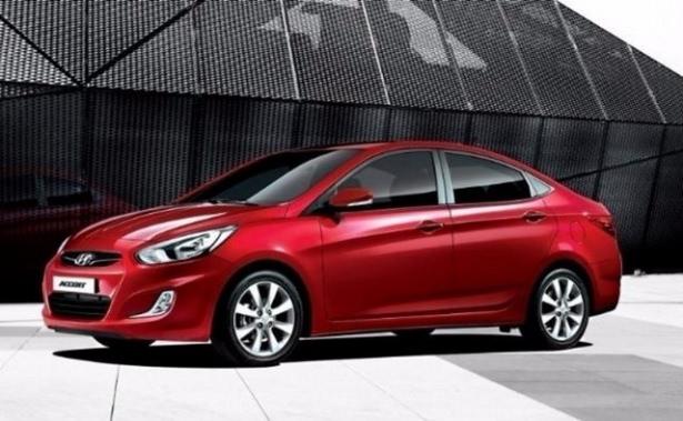 <p>Hyundai Accent Blue 40.000</p>

<p> </p>
