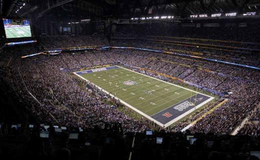 1- Super Bowl Bu kategorideki en değerli marka 470 milyon dolar ile Super Bowl. Amerikan Futbol Ligi’nde şampiyonu belirleyen organizasyon olan Super Bowl’u 2012’de 111 milyon kişi izledi.