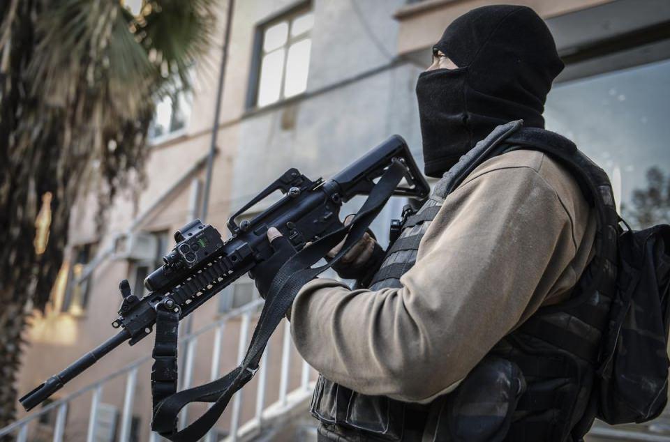 <p>Mardin'in Nusaybin ilçesinde terör örgütü PKKmensuplarına yönelik operasyon devam ediyor.</p>