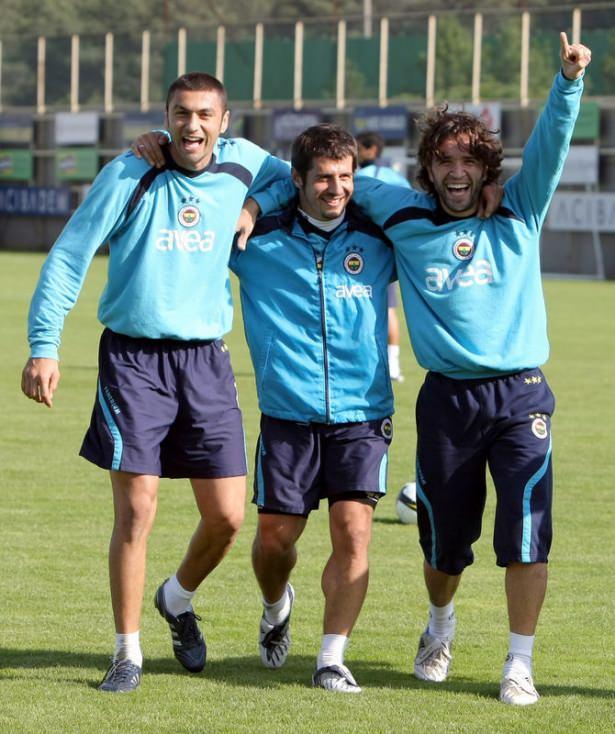<p>2009 Fenerbahçe: Burak Yılmaz, Emre Belözoğlu, Gökhan Gönül</p>