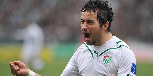 Ozan İpek - Kasımpaşa --- Bursaspor'da kadro dışı bırakıldıktan sonra Kasımpaşa'yla anlaşan Ozan İpek'in transferinde son dakika pürüzü çıktı.