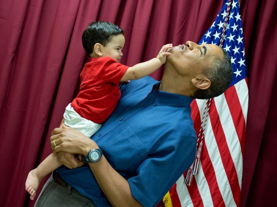 <p>ABD Başkanı Barack Obama, eşi Michelle Obama ve kızları Sasha ile Malia’nın ev sahipliği yaptığı Beyaz Saray, en iyi fotoğraflarını yayınladı.</p>

<p> </p>
