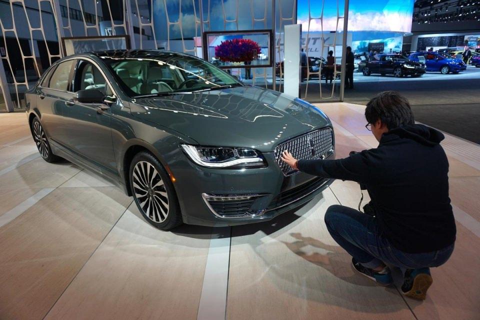 <p> Lincoln MKZ</p>
