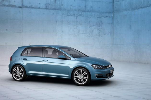 VOLKSWAGEN:4053 (Bu rakamla aylık bazda en çok satan otomobil markaları listesinde ilk kez zirvede yer aldı)