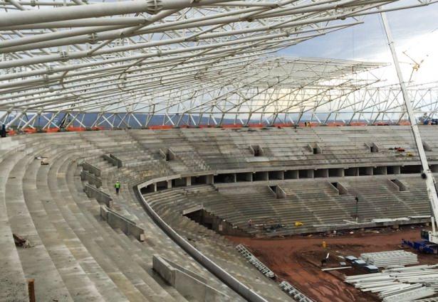 <p>Yeni Kocaeli Stadı<br />
Kapasite: 33.000</p>