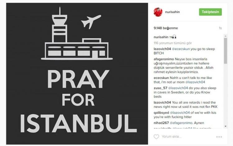 <p>PrayForTurkey</p>
