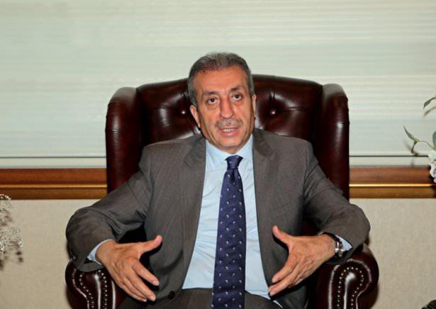 <p>Mehdi Eker</p>
