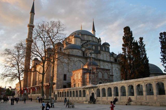 <p>Fatih Camisi</p>

<p> </p>
