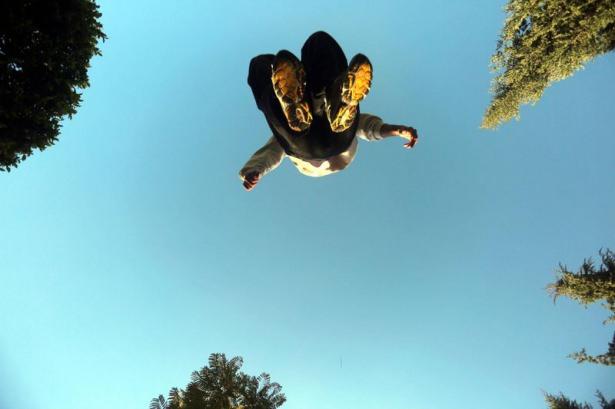 <p>Gen&ccedil;ler, zorlu engellere aldırmadan akrobatik atlayışlar ger&ccedil;ekleştiriyor.</p>

<p>&nbsp;</p>
