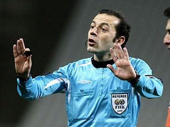 <p>Cüneyt Çakır-Fenerbahçe</p>
