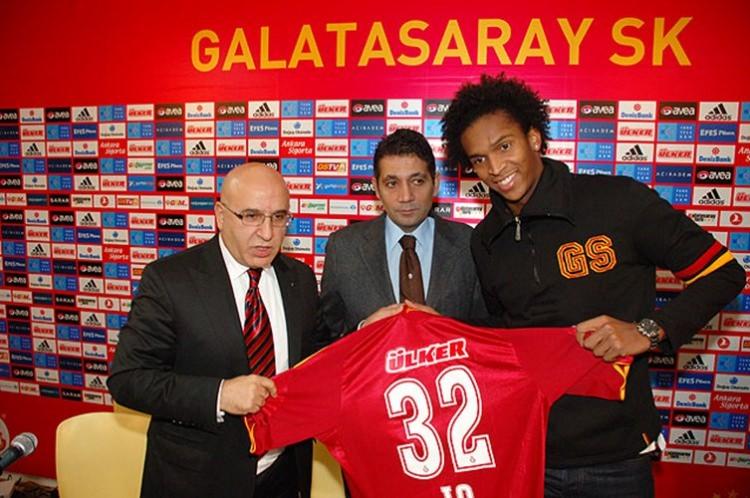 <p>2009-10 Joao Alves Bedelsiz</p>