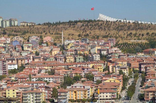 <p><strong>Polatlı, Ankara</strong><br />
Nüfus: 122.424</p>
