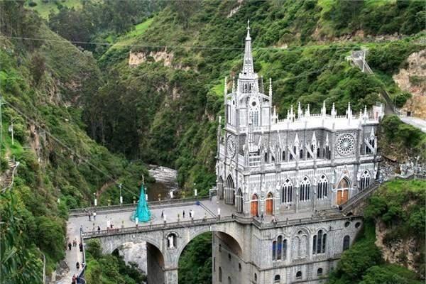<p>Kolombiya - Las Lajas Sanctuary - Ipiales</p>