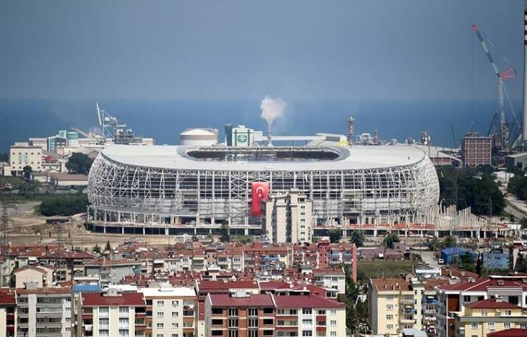 <p>Yeni Samsun Stadı<br />
​Kapasite: 33.000</p>
