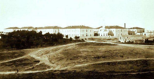 <p>1895, Darülaceze</p>
