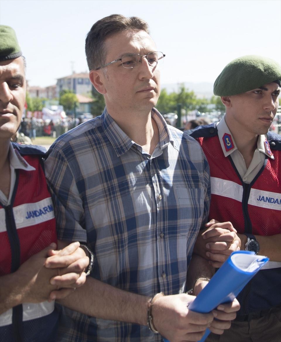 <p>Özcan Murat Doğan</p>
