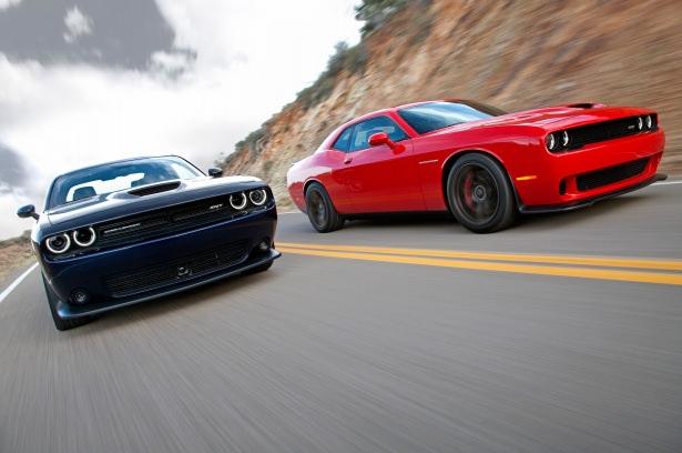 <p>Dodge Challenger SRT</p>
