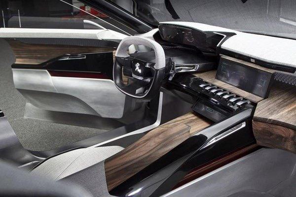 <p><strong>Peugeot Exalt</strong></p>

<p> </p>

