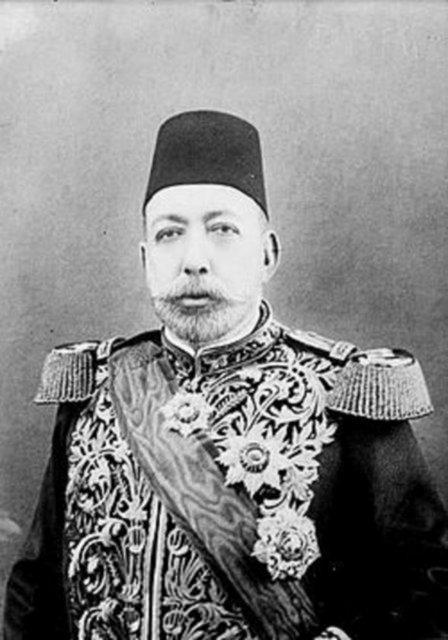 <p>Doğum: 2 Kasım 1844 / Ölüm: 3 Temmuz 1918 / Tahta çıktığı tarih: 1909</p>
<p> </p>