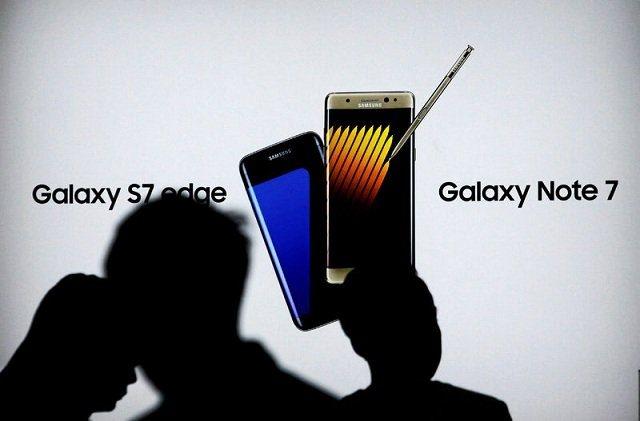 <p>Samsung, bataryasındaki yanma ve patlama tehlikesi nedeniyle toplatma kararı alarak piyasadan çektiği Galaxy Note 7 telefonlarla ilgili yeni bir karar aldı.</p>
